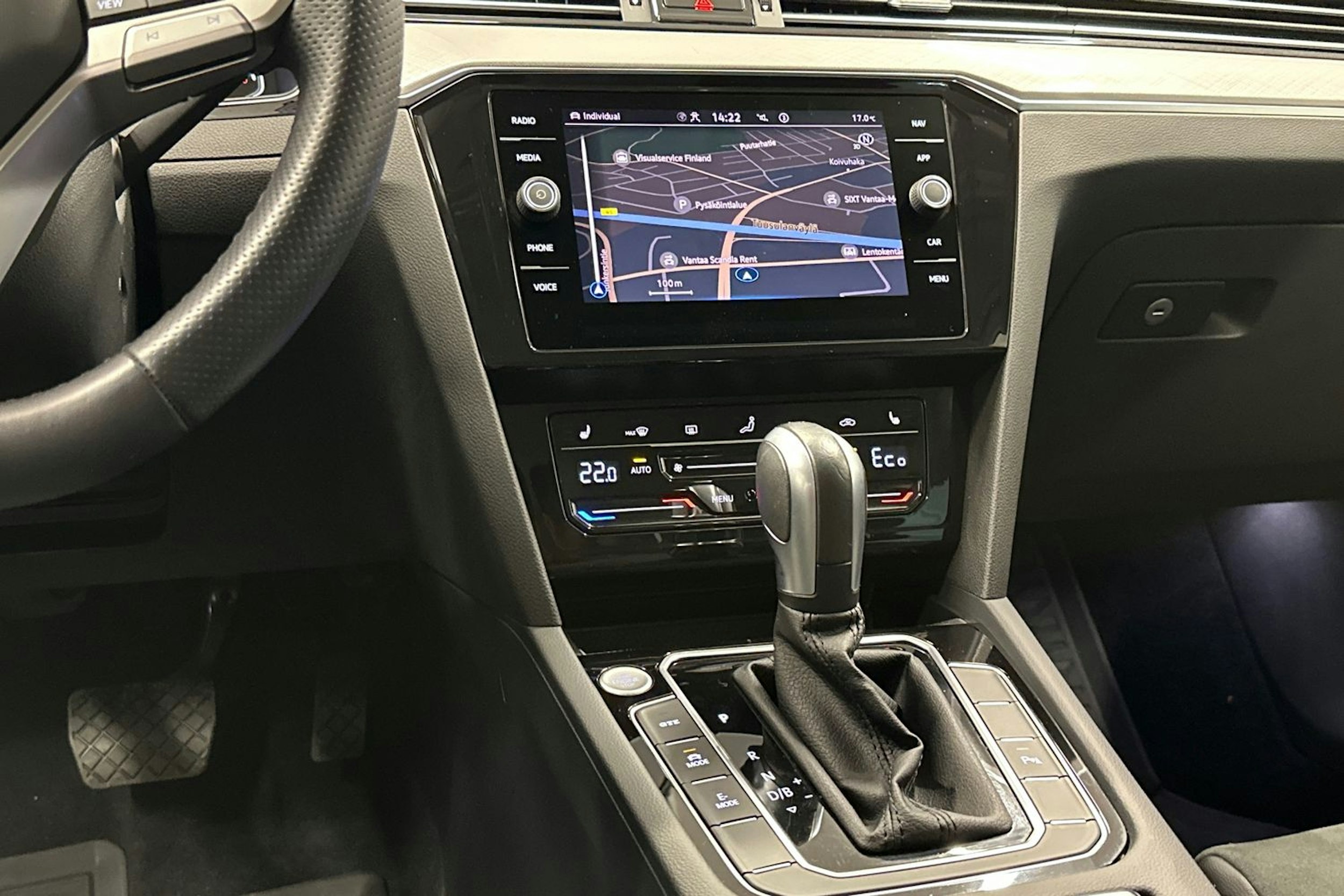 hopea Volkswagen Passat 2022 kuva 17.