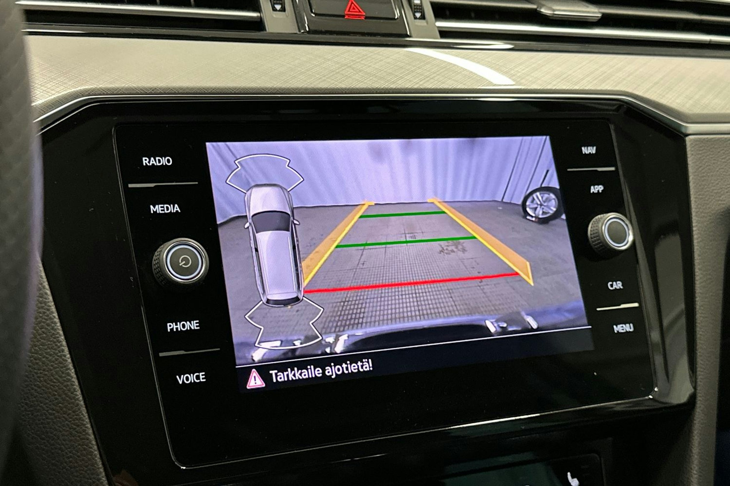 hopea Volkswagen Passat 2022 kuva 21.
