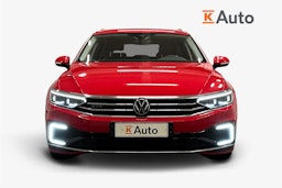 punainen Volkswagen Passat 2022 kuva 5.