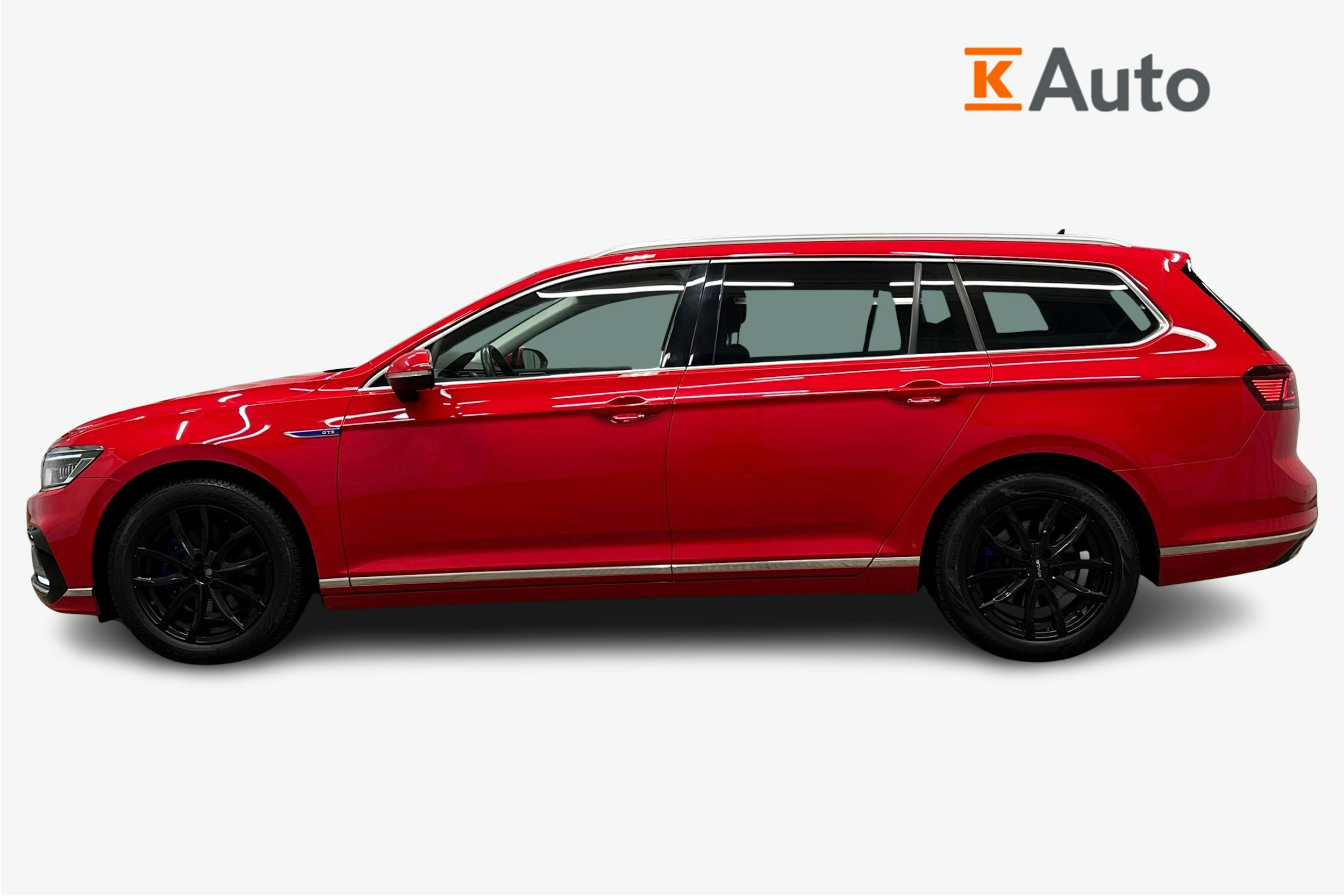 punainen Volkswagen Passat 2022 kuva 6.