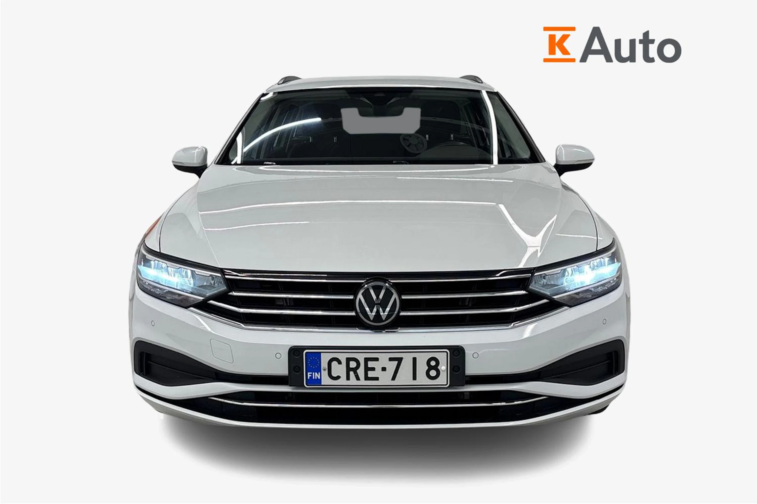 valkoinen Volkswagen Passat 2022 kuva 4.