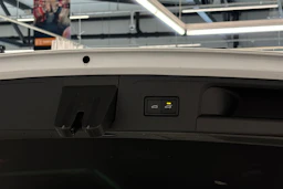 valkoinen Volkswagen Passat 2022 kuva 22.