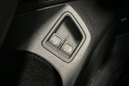 musta Volkswagen Passat 2022 kuva 21.