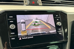 musta Volkswagen Passat 2022 kuva 33.