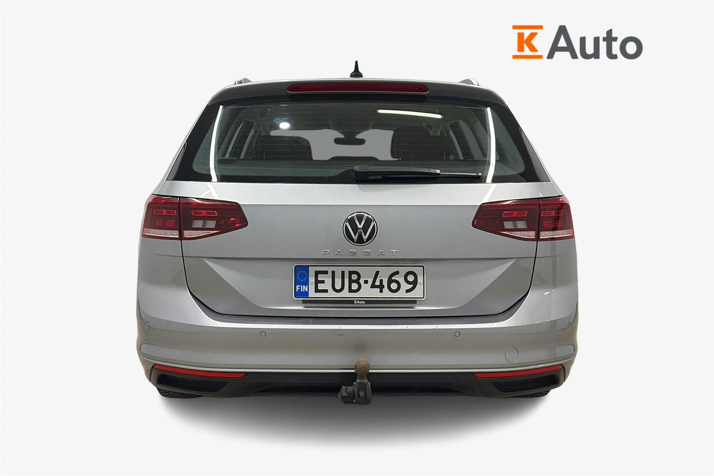 harmaa Volkswagen Passat 2022 kuva 3.