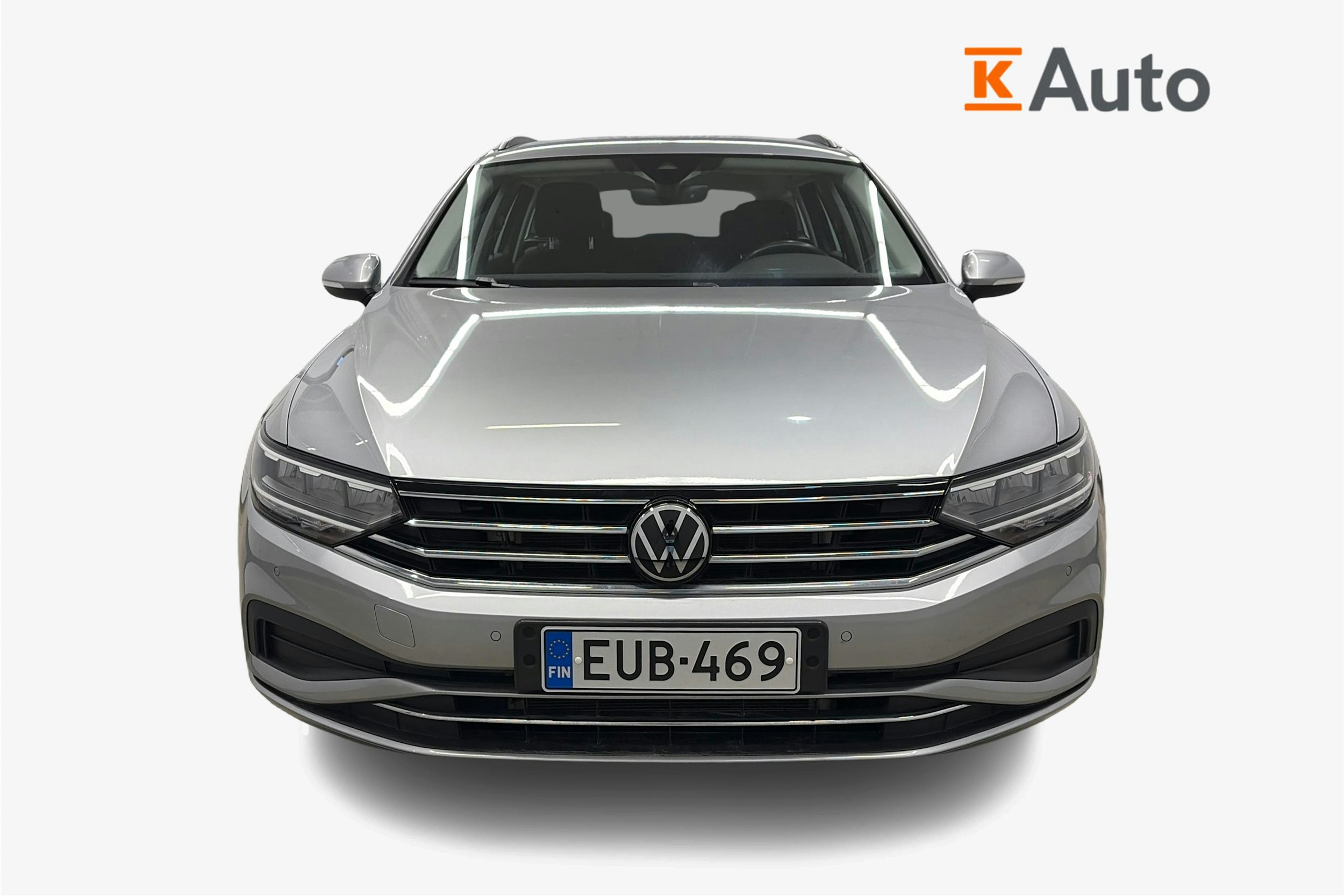 harmaa Volkswagen Passat 2022 kuva 5.