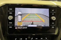 harmaa Volkswagen Passat 2022 kuva 17.