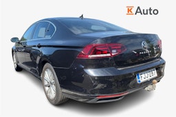 musta Volkswagen Passat 2022 kuva 2.