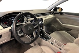 met. musta Volkswagen Passat 2022 kuva 3.