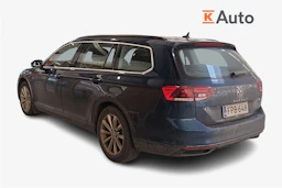 Sininen Volkswagen PASSAT 2022 kuva 2.