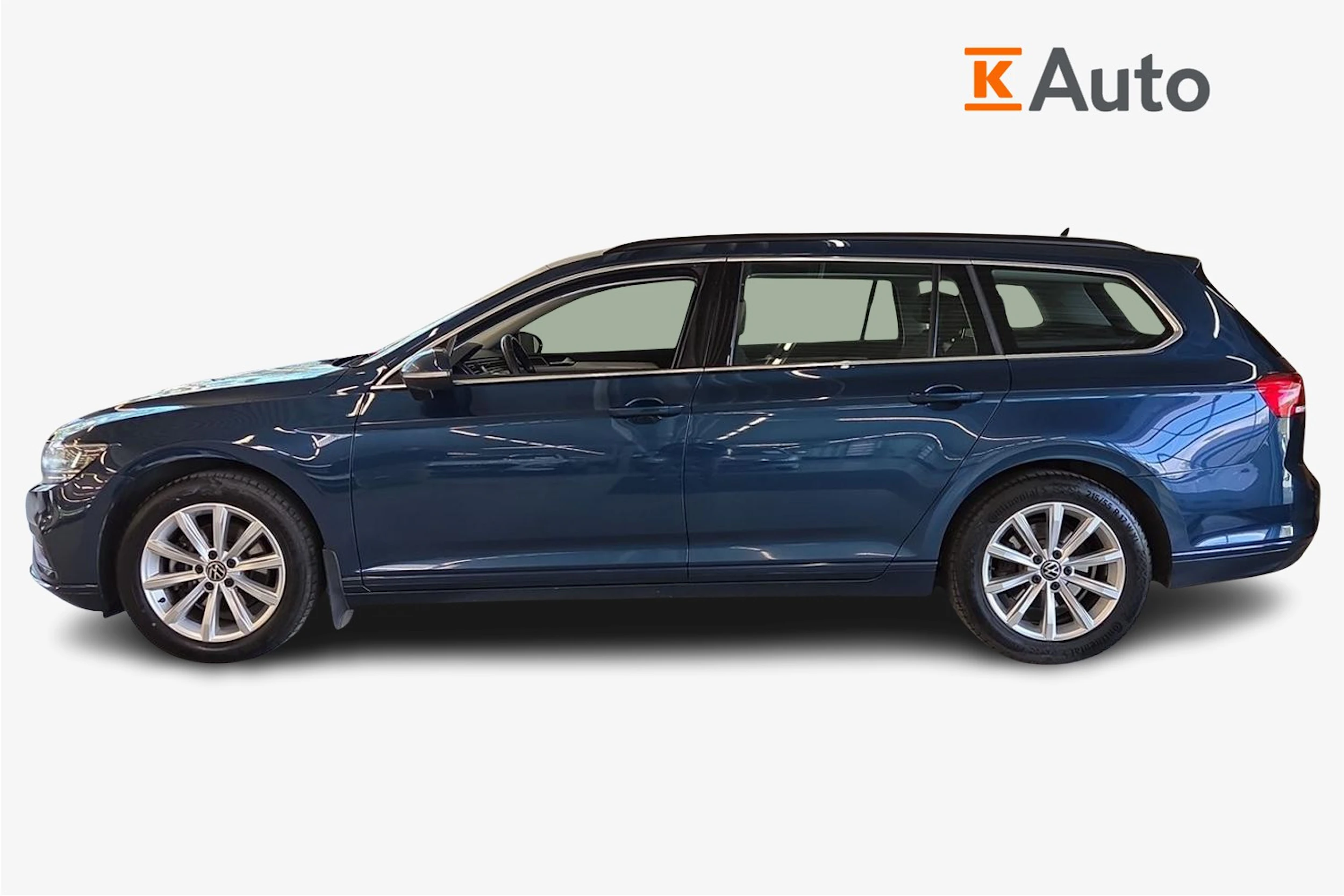 Sininen Volkswagen PASSAT 2022 kuva 5.