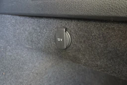 Sininen Volkswagen PASSAT 2022 kuva 24.