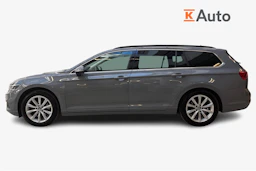 harmaa Volkswagen Passat 2022 kuva 7.