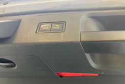 harmaa Volkswagen Passat 2022 kuva 17.