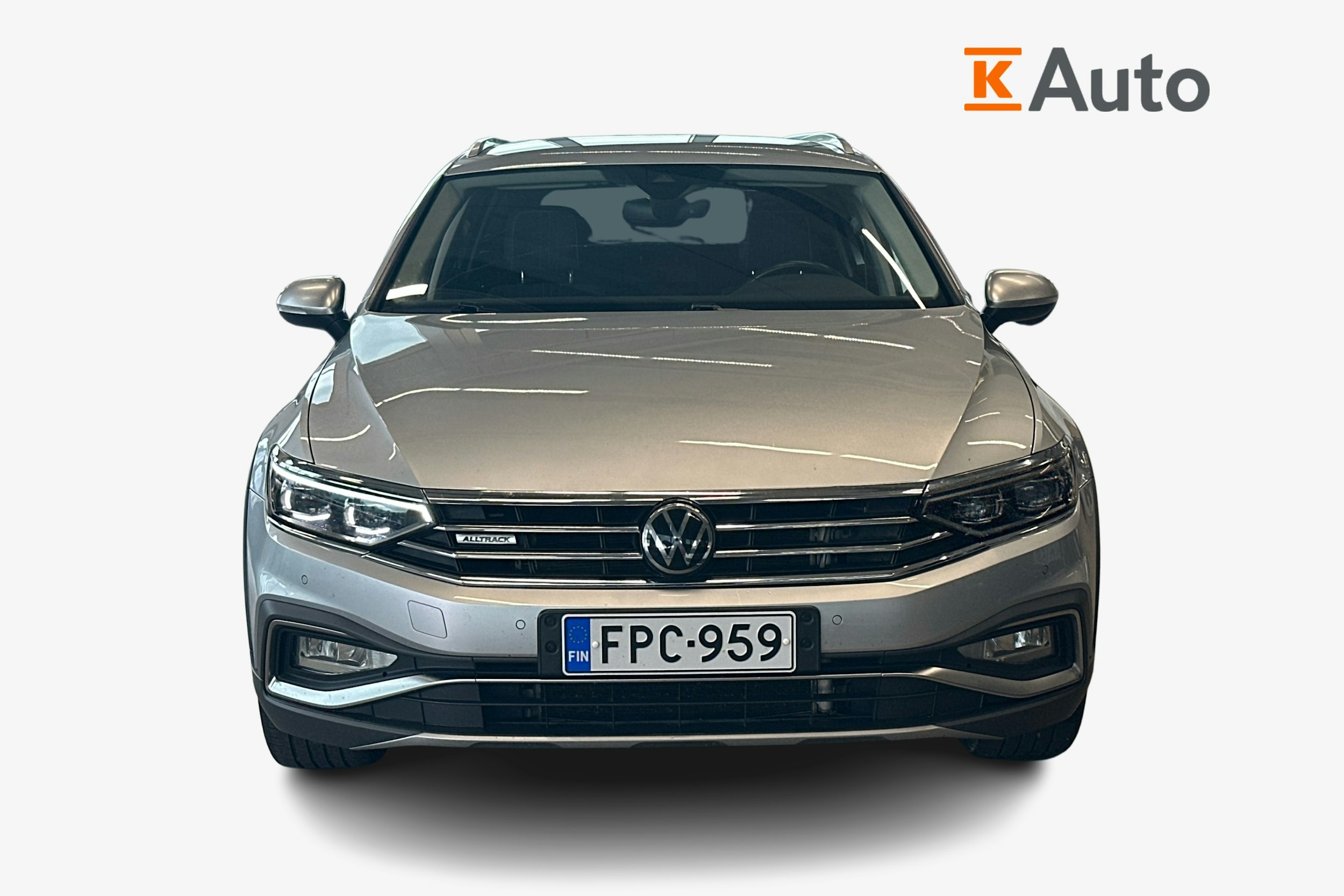 harmaa Volkswagen Passat 2022 kuva 4.