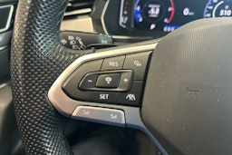 harmaa Volkswagen Passat 2022 kuva 25.