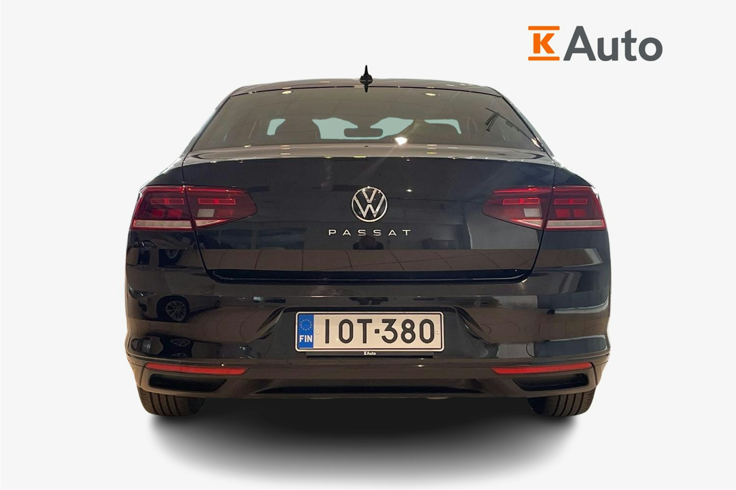 musta Volkswagen Passat 2022 kuva 3.