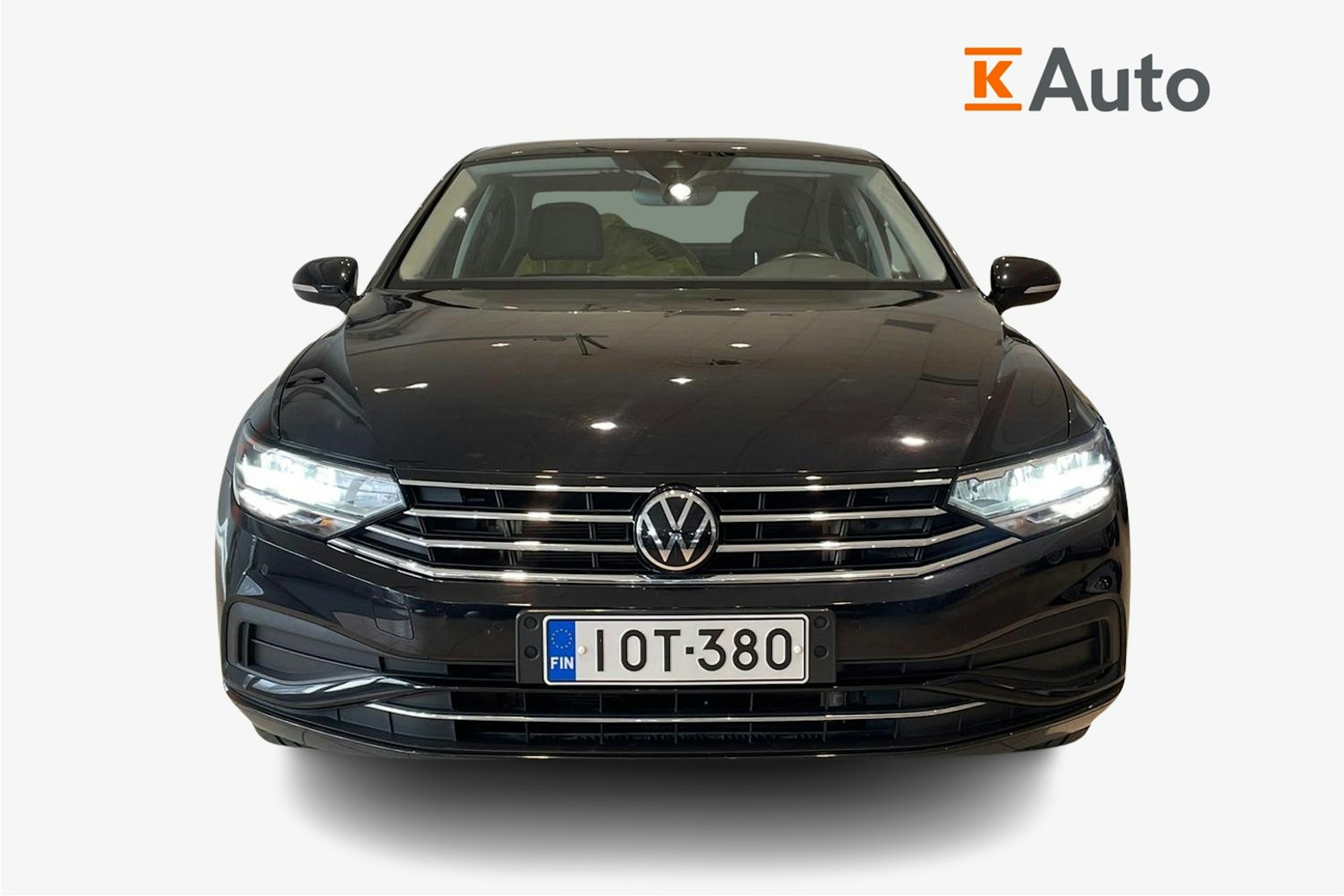musta Volkswagen Passat 2022 kuva 5.