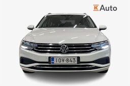 valkoinen Volkswagen Passat 2022 kuva 4.