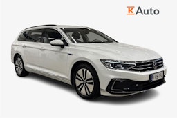 valkoinen Volkswagen Passat 2022 kuva 1.