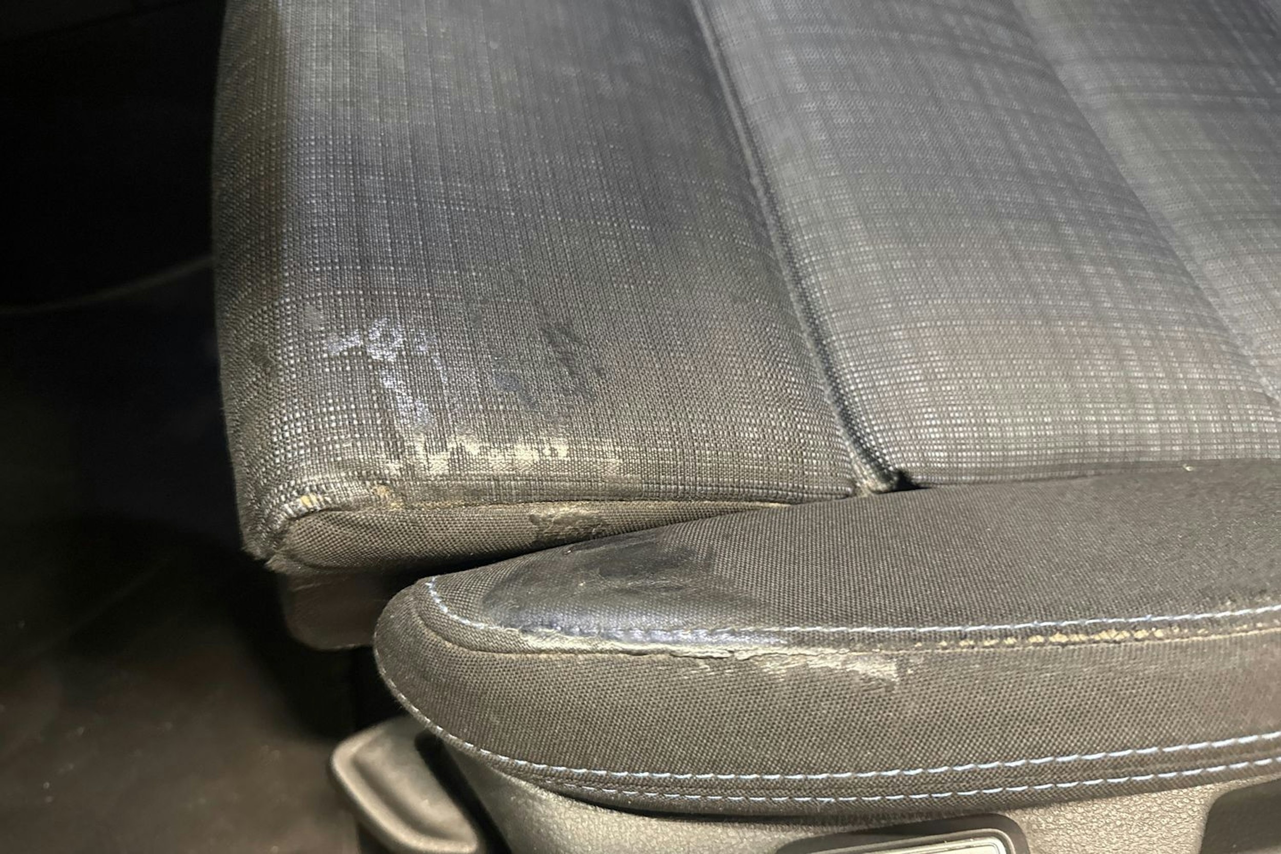 valkoinen Volkswagen Passat 2022 kuva 29.