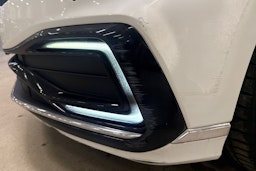 valkoinen Volkswagen Passat 2022 kuva 30.