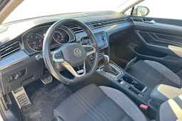 valkoinen Volkswagen Passat 2022 kuva 3.