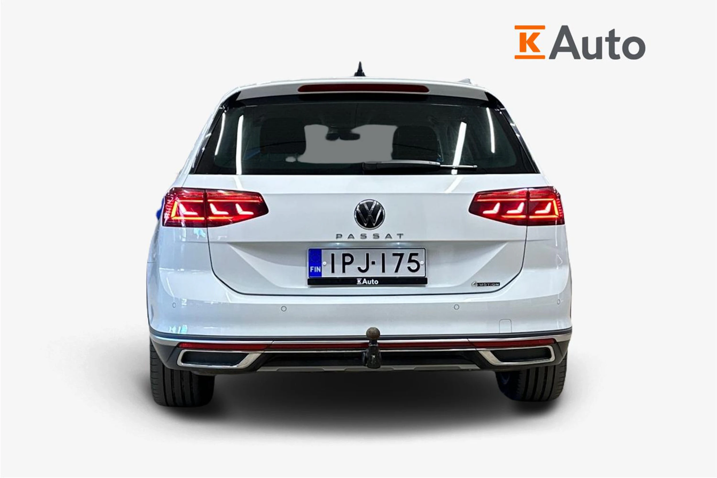 valkoinen Volkswagen Passat 2022 kuva 4.
