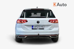 valkoinen Volkswagen Passat 2022 kuva 4.