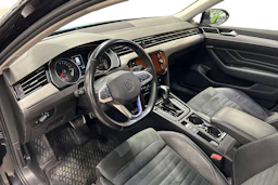 musta Volkswagen Passat 2022 kuva 3.