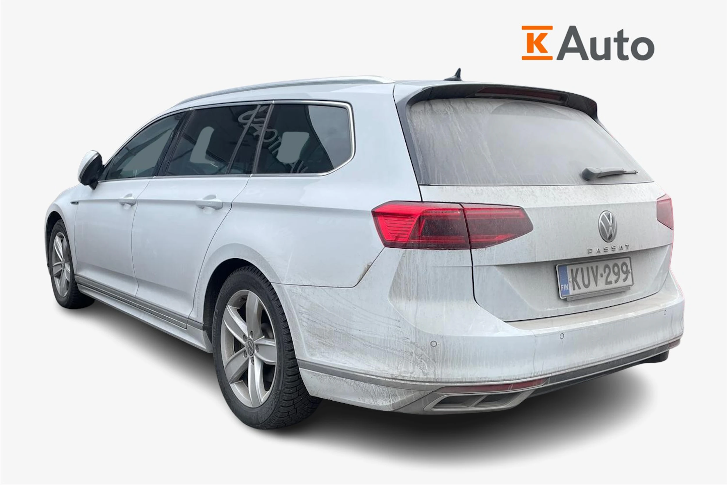 valkoinen Volkswagen Passat 2022 kuva 2.