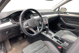 valkoinen Volkswagen Passat 2022 kuva 3.