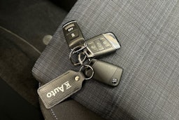 musta Volkswagen Passat 2022 kuva 22.