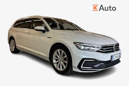 Valkoinen Volkswagen PASSAT 2022 kuva 1.