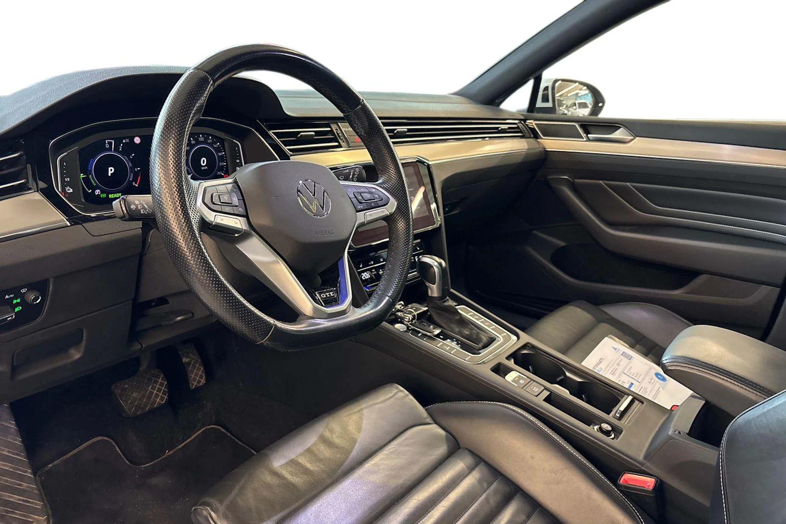 Valkoinen Volkswagen PASSAT 2022 kuva 3.