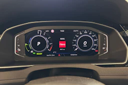 Valkoinen Volkswagen PASSAT 2022 kuva 4.