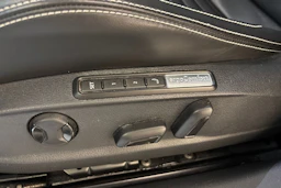 Valkoinen Volkswagen PASSAT 2022 kuva 7.