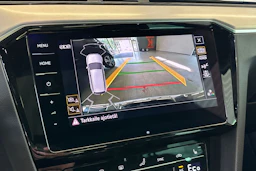 Valkoinen Volkswagen PASSAT 2022 kuva 18.