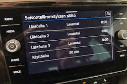 harmaa Volkswagen Passat 2022 kuva 22.