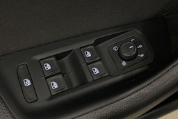 Sininen Volkswagen PASSAT 2022 kuva 14.