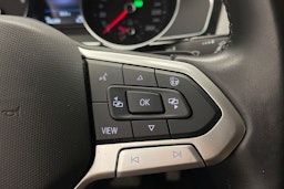 Sininen Volkswagen PASSAT 2022 kuva 18.