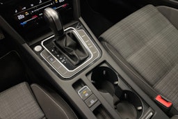 Sininen Volkswagen PASSAT 2022 kuva 19.