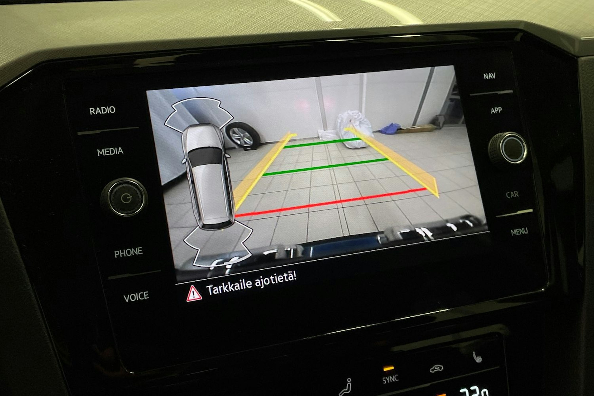 Sininen Volkswagen PASSAT 2022 kuva 21.