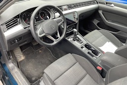 sininen Volkswagen Passat 2022 kuva 3.