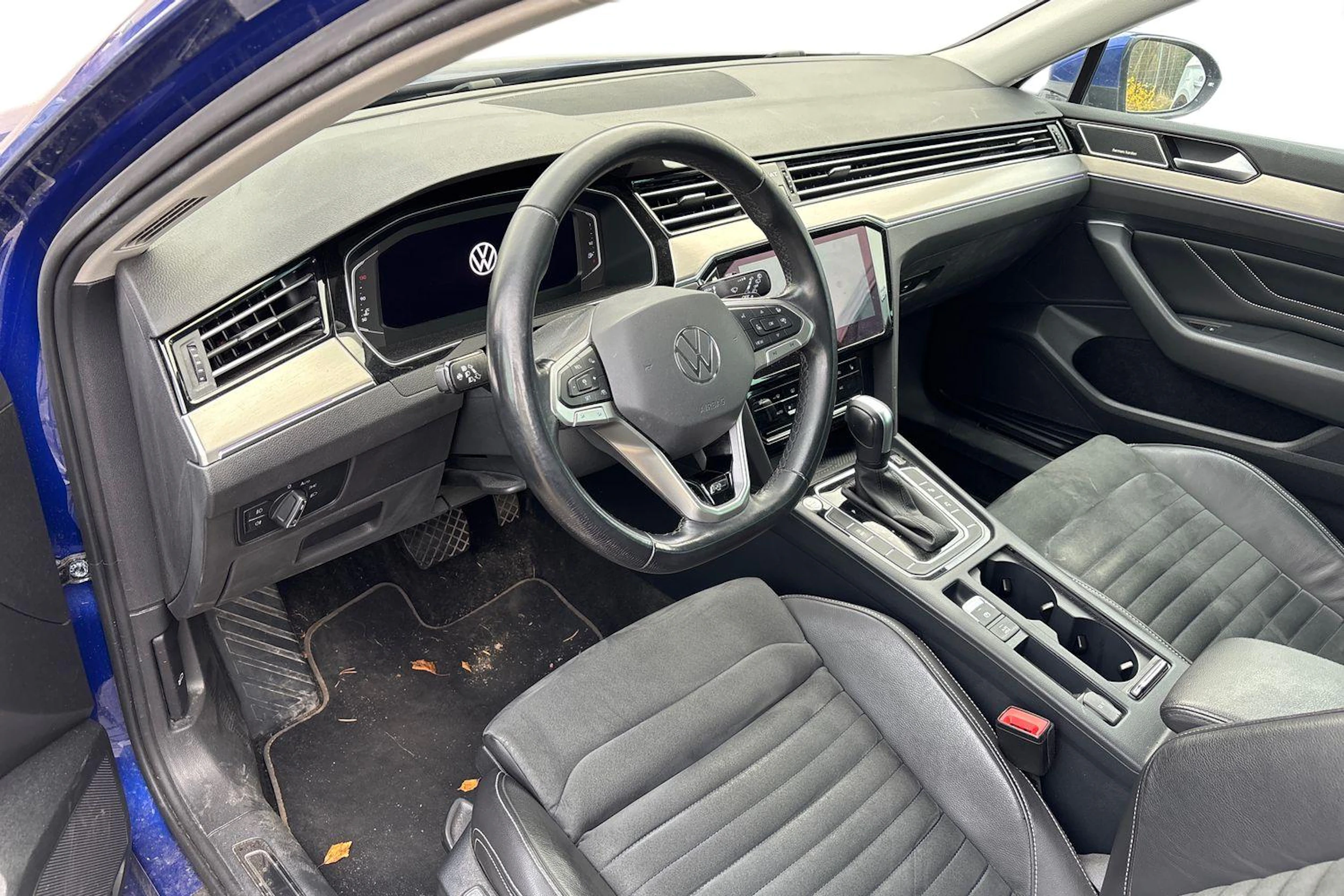 met. sininen Volkswagen Passat 2022 kuva 3.