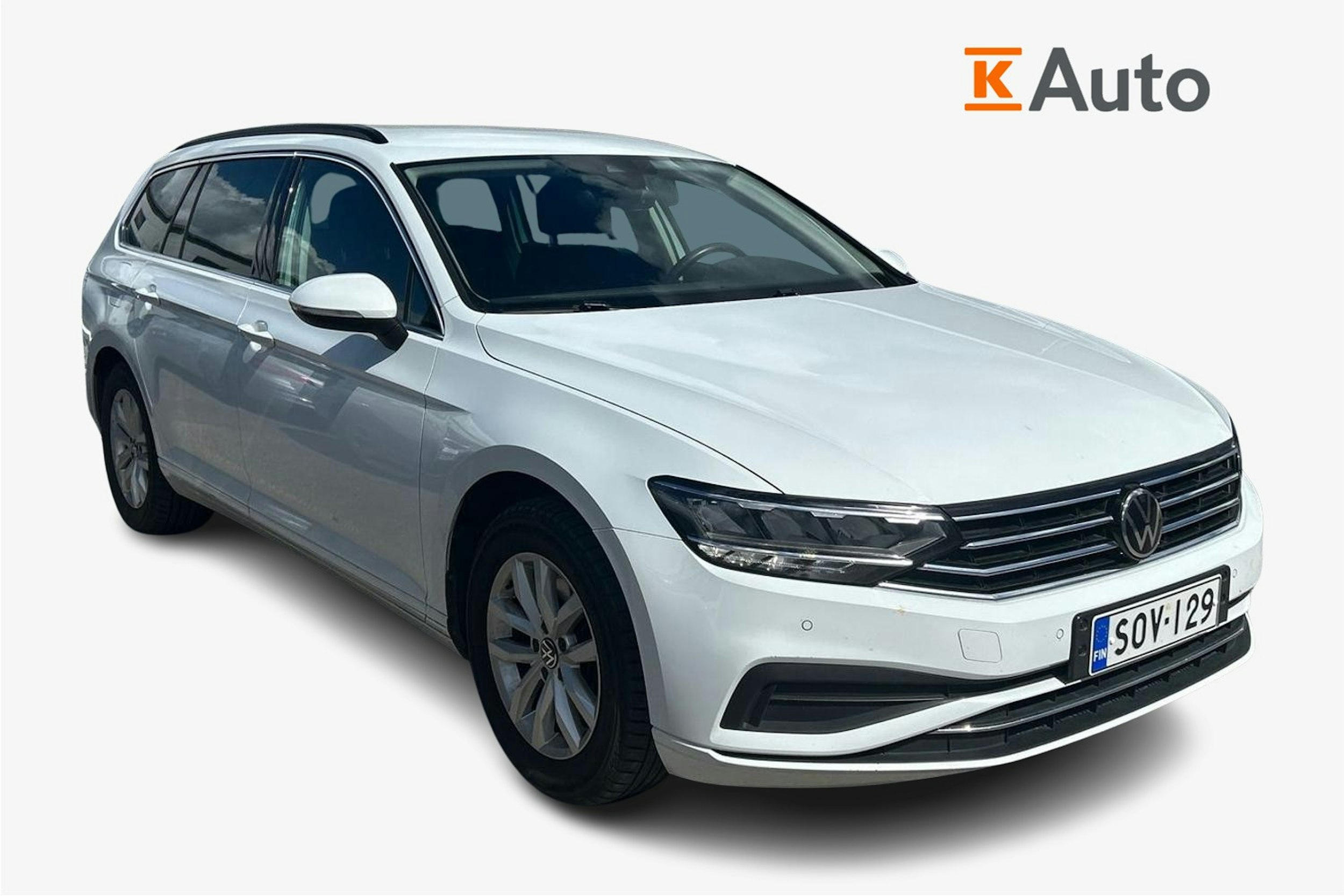 valkoinen Volkswagen Passat 2022 kuva 1.