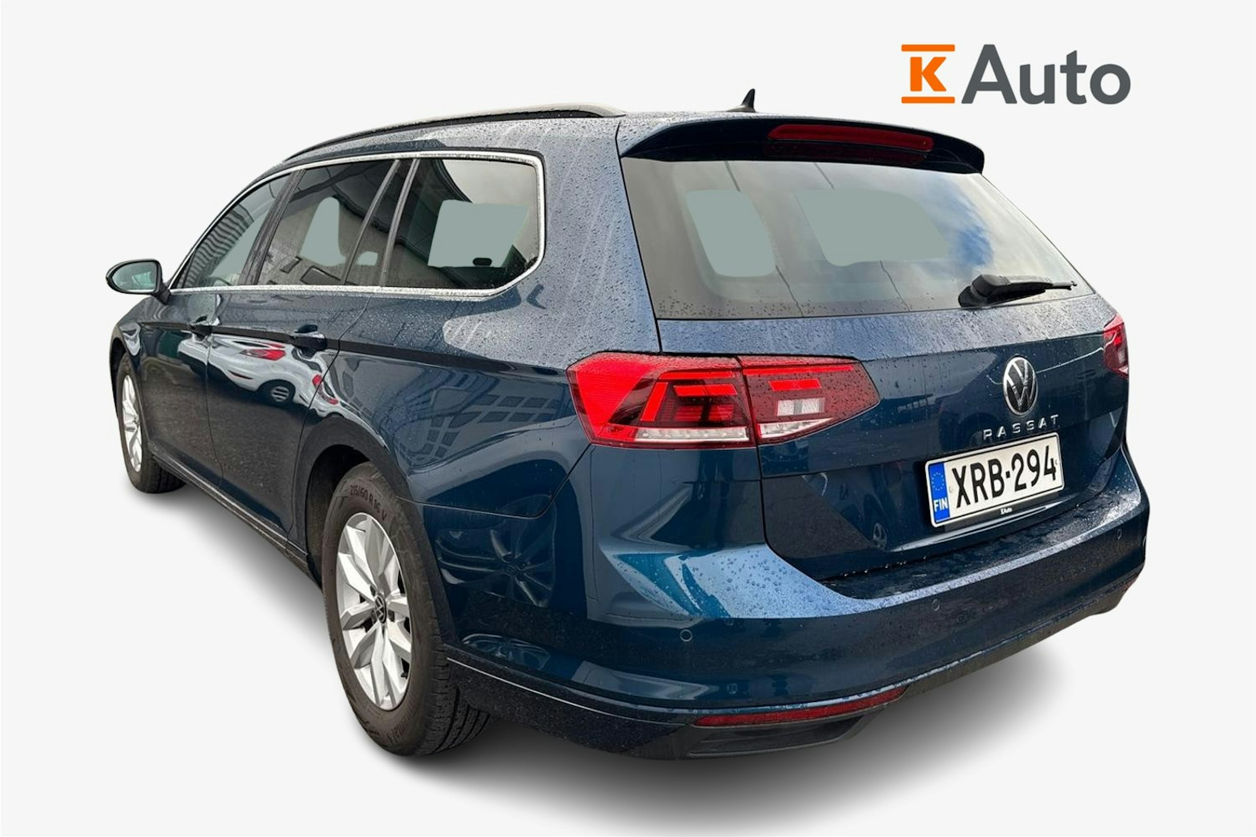 Sininen Volkswagen PASSAT 2022 kuva 2.