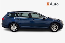 Sininen Volkswagen PASSAT 2022 kuva 5.