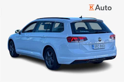 valkoinen Volkswagen Passat 2022 kuva 2.