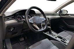 sininen Volkswagen Passat 2022 kuva 3.